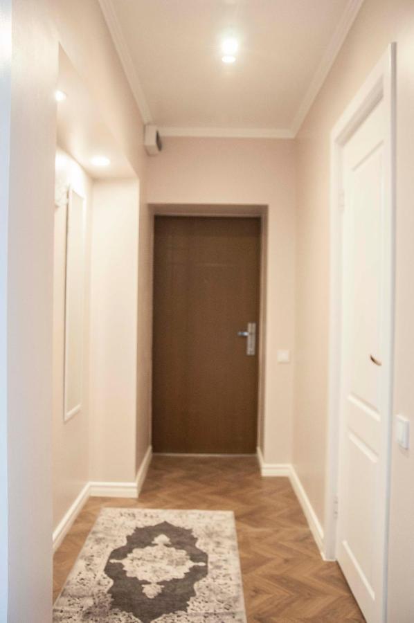Charme Apartment Єлгава Екстер'єр фото